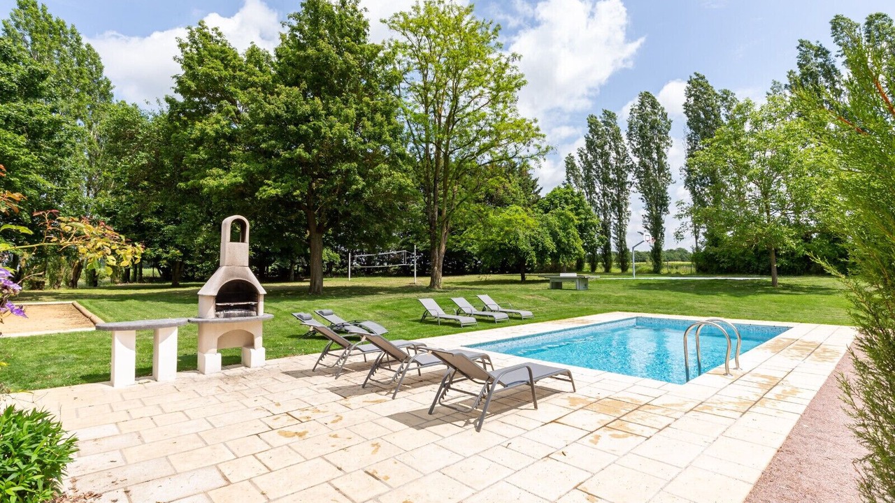 Photo of Outdoor in Courtemaux
