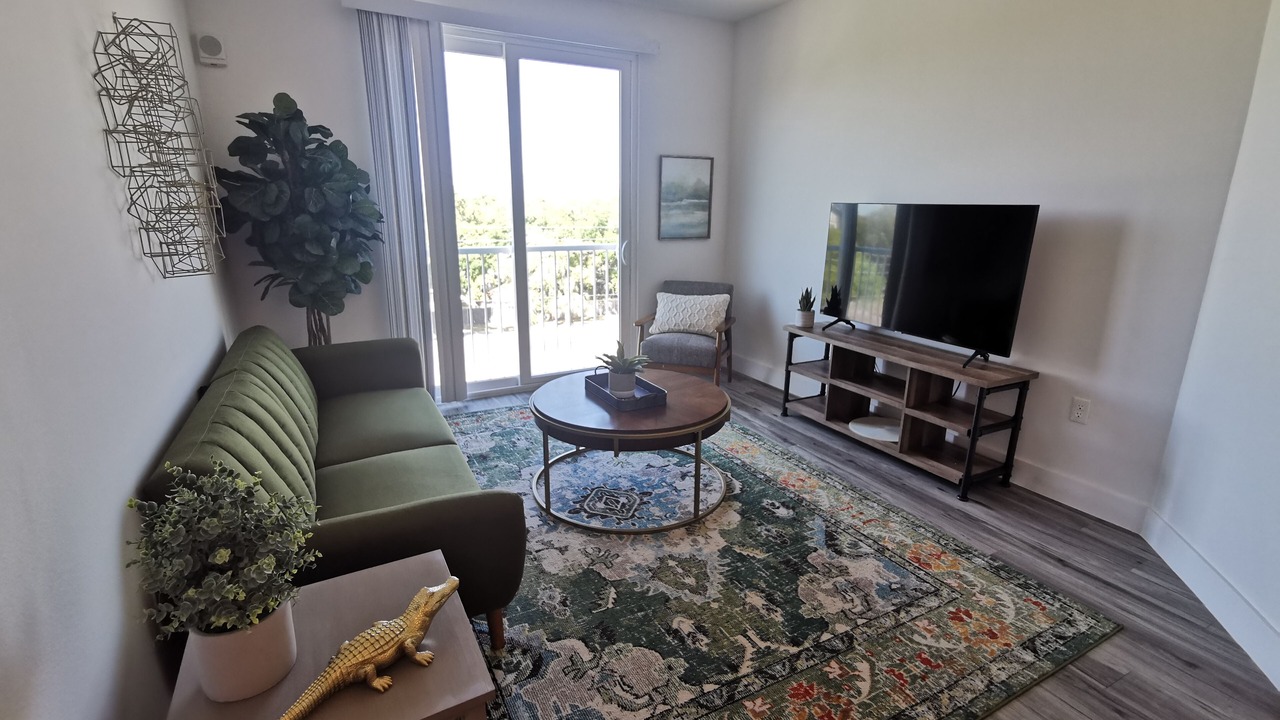 Photo of Livingroom in Central Sarasota