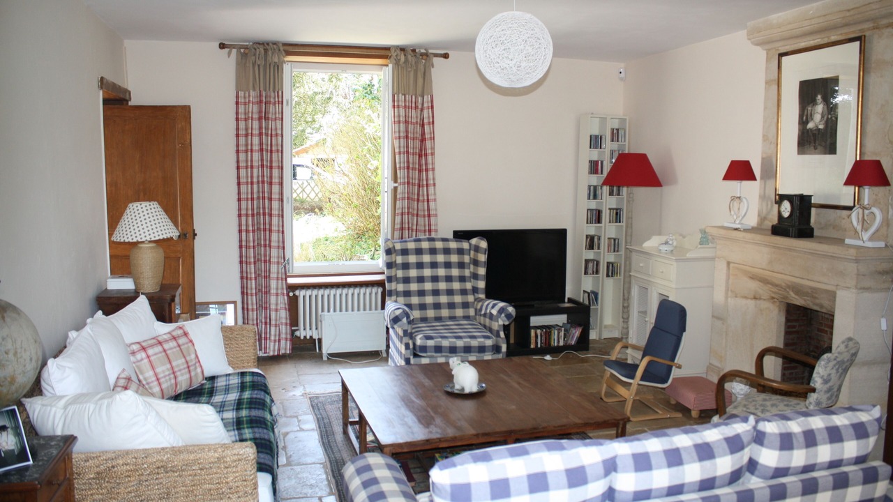 Photo of Livingroom in Tracy-sur-Mer