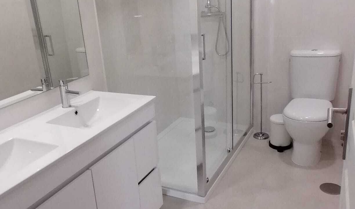 Photo of Bathroom in Guimaraes