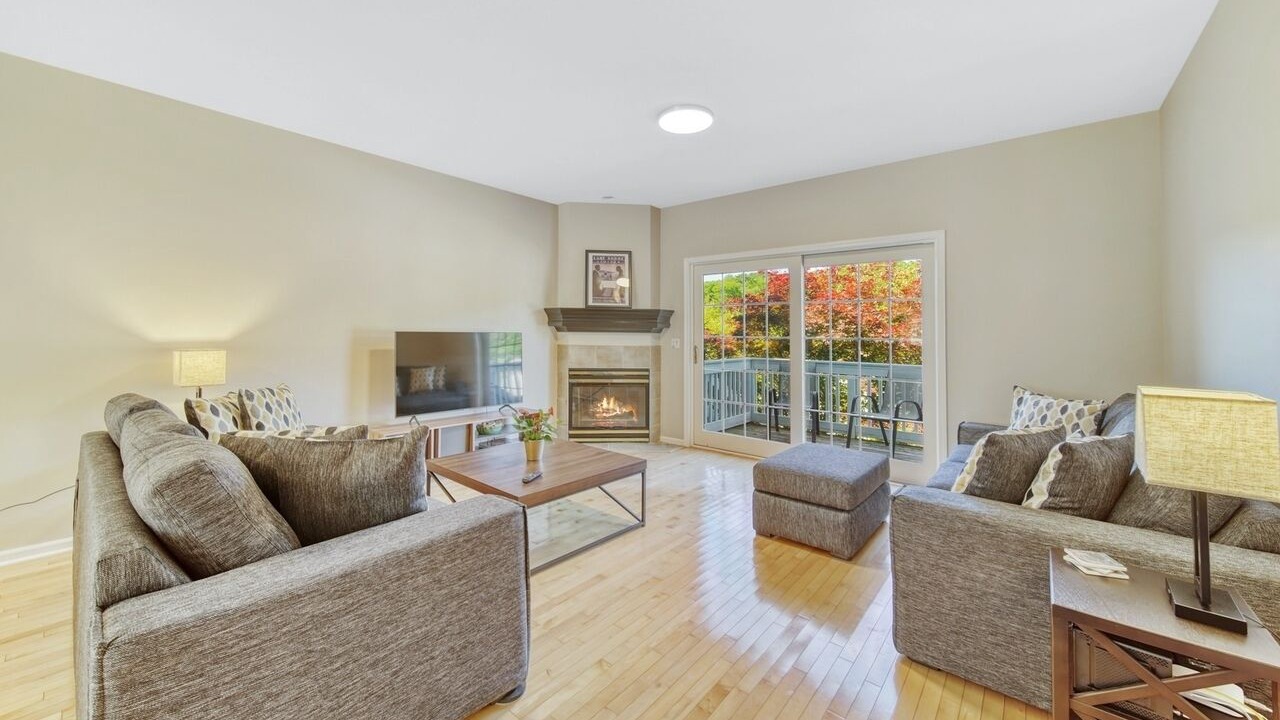 Photo of Livingroom in Saugatuck