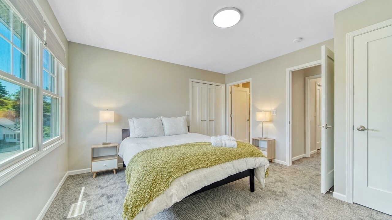 Photo of Bedroom in Saugatuck