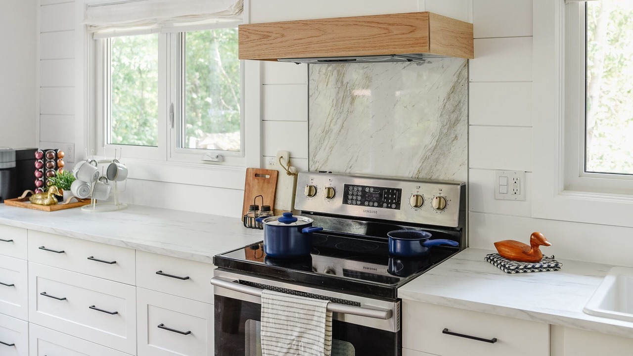 Photo of Kitchen in Parkland County