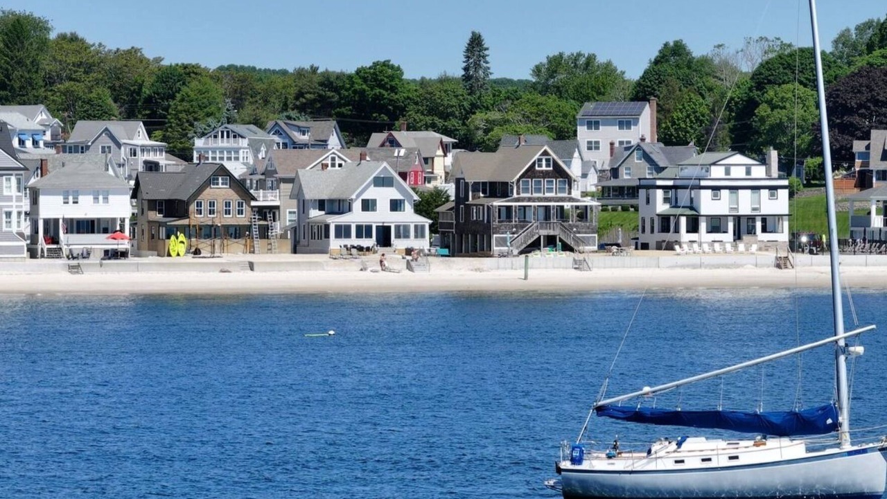 Photo of Others in Niantic