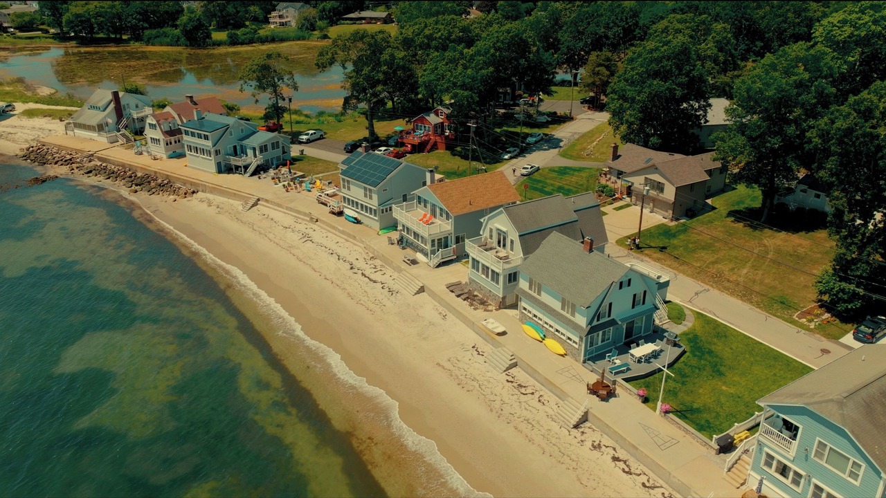 Photo of Others in Niantic