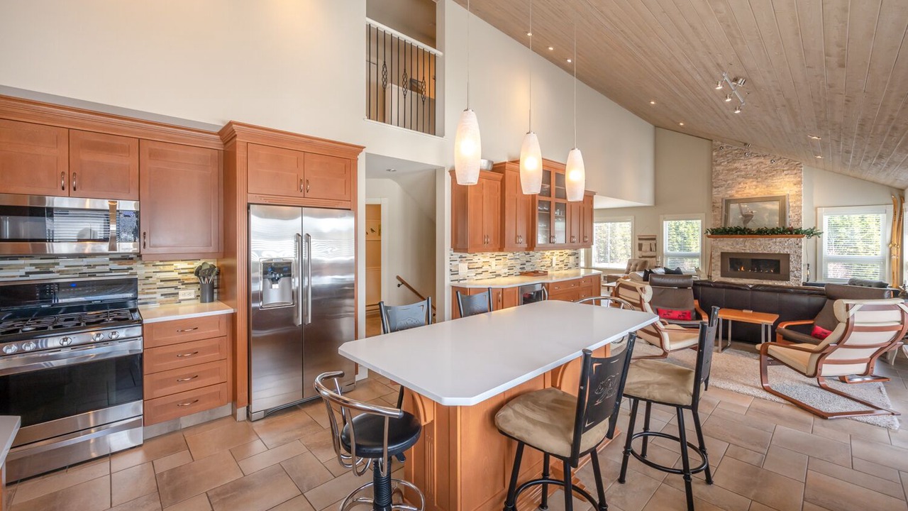 Photo of Kitchen in Okanagan-Similkameen