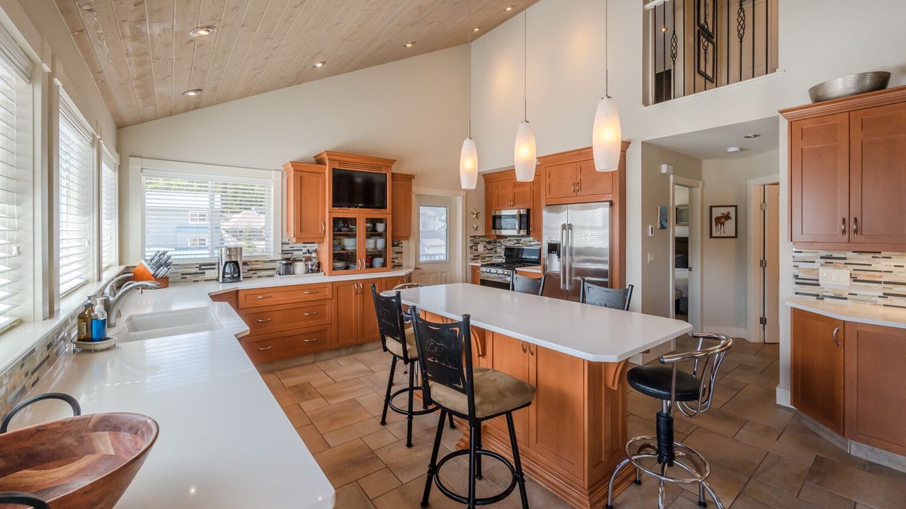 Photo of Kitchen in Okanagan-Similkameen