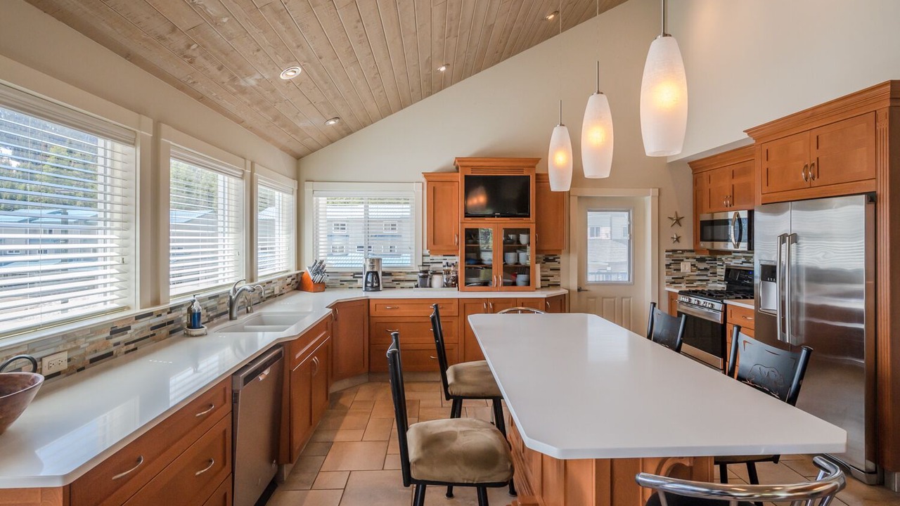 Photo of Kitchen in Okanagan-Similkameen