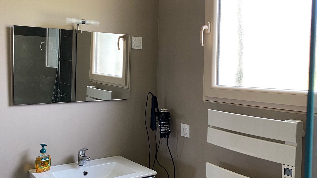 Photo of Bathroom in Saint-Martin-du-Puy