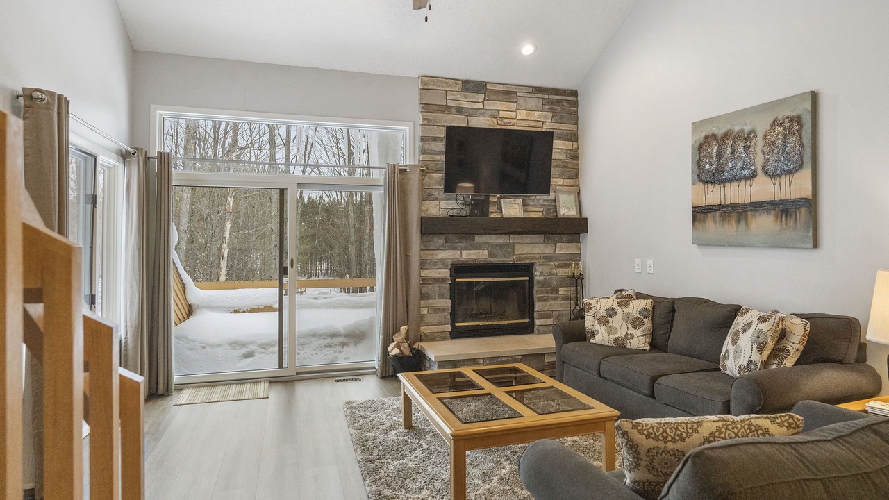 Photo of Livingroom in Harbor Springs
