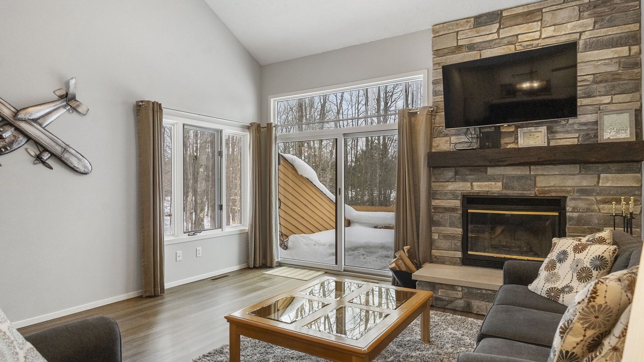 Photo of Livingroom in Harbor Springs