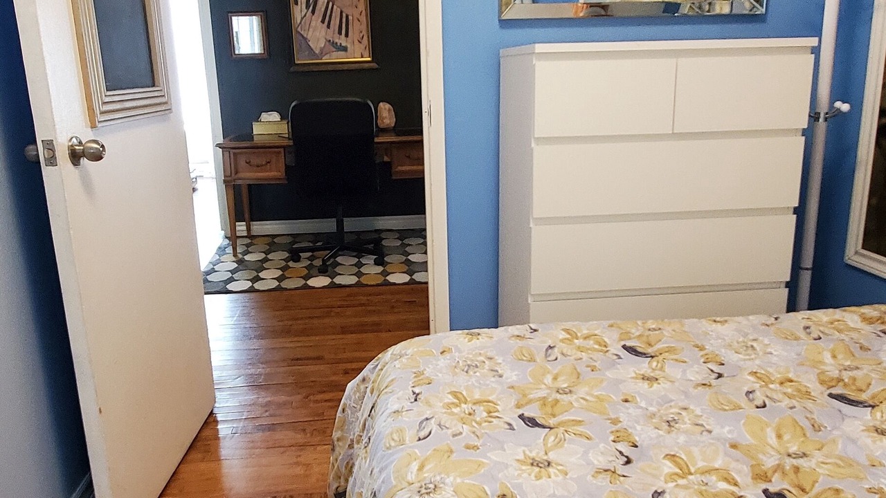 Photo of Bedroom in Old Montreal
