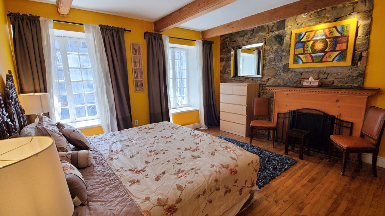 Photo of Bedroom in Old Montreal
