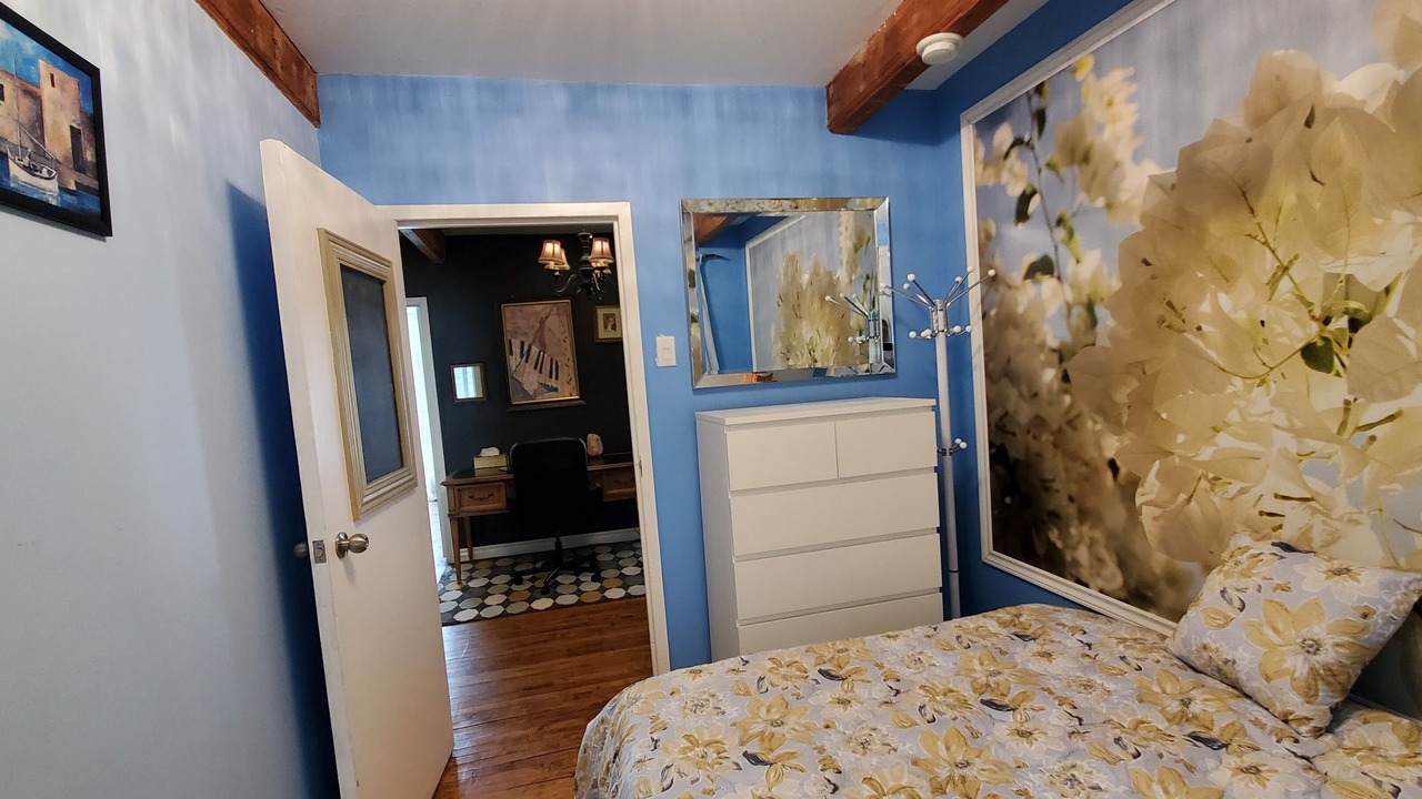 Photo of Bedroom in Old Montreal