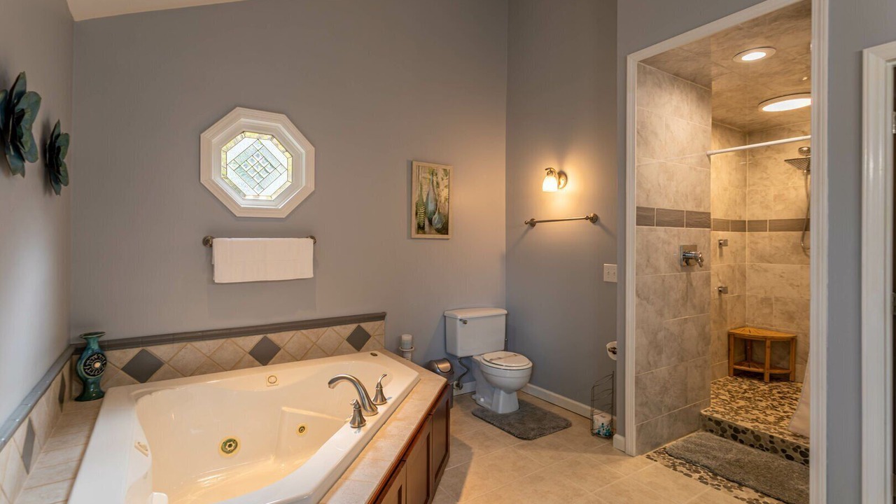 Photo of Bathroom in Newland