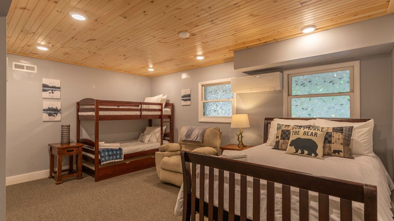 Photo of Bedroom in Newland