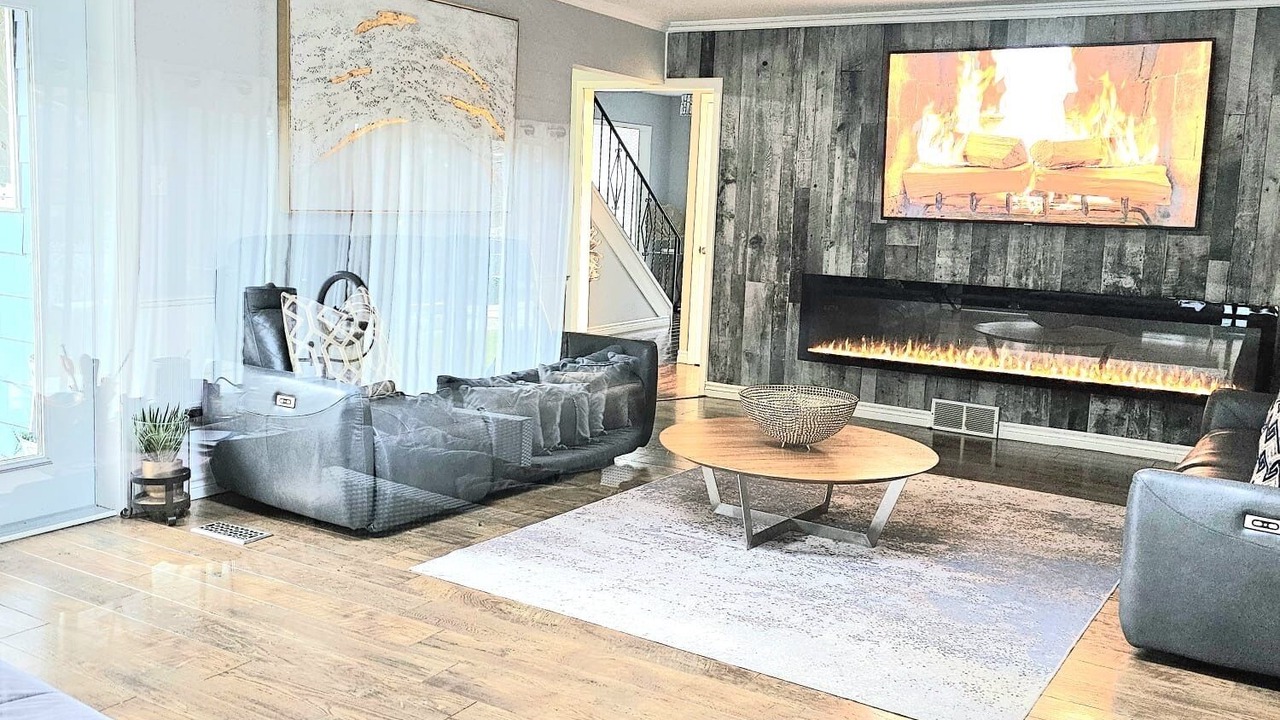 Photo of Livingroom in Ingersoll