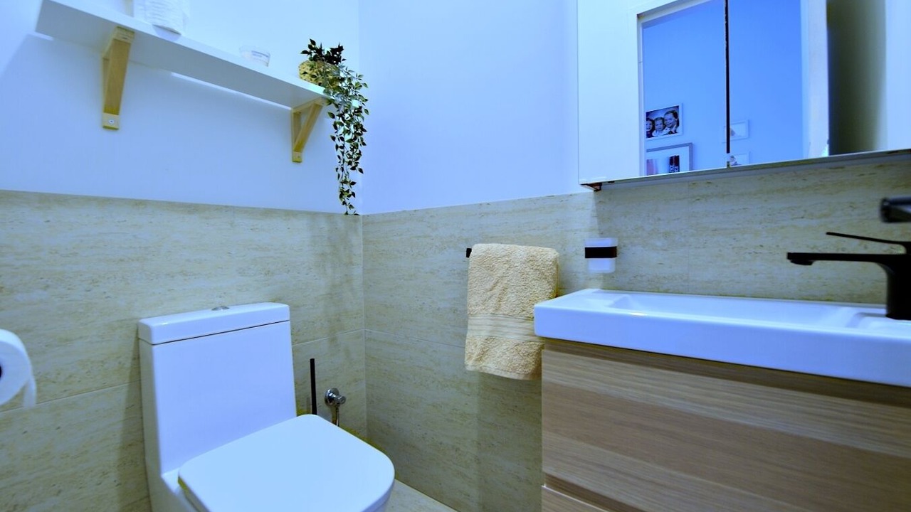 Photo of Bathroom in Herron