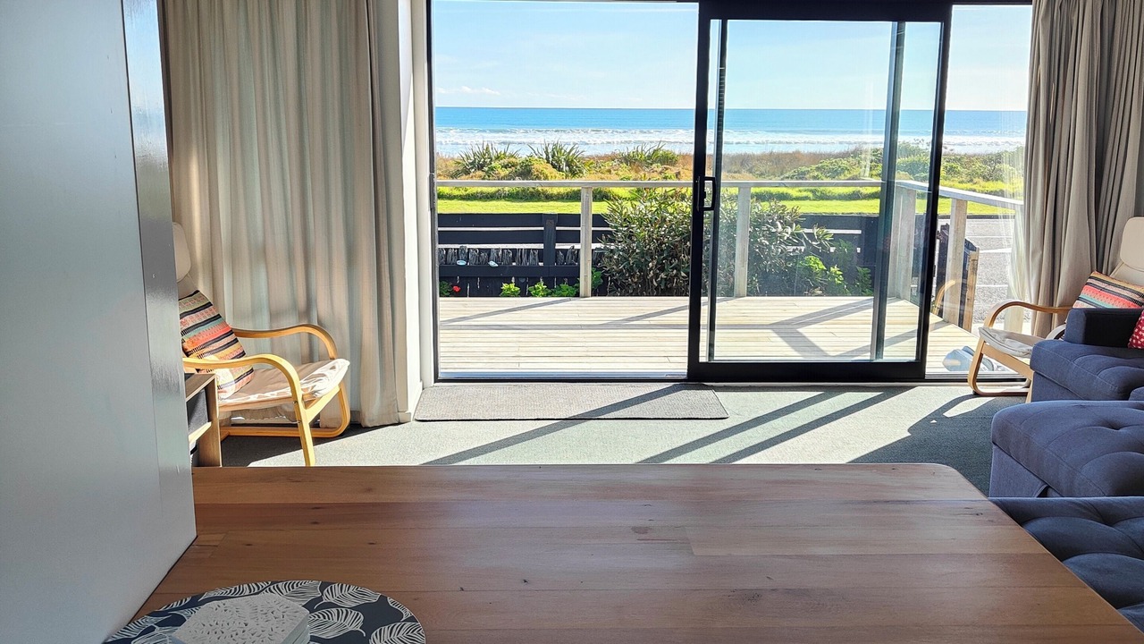 Photo of Livingroom in Otaki Beach