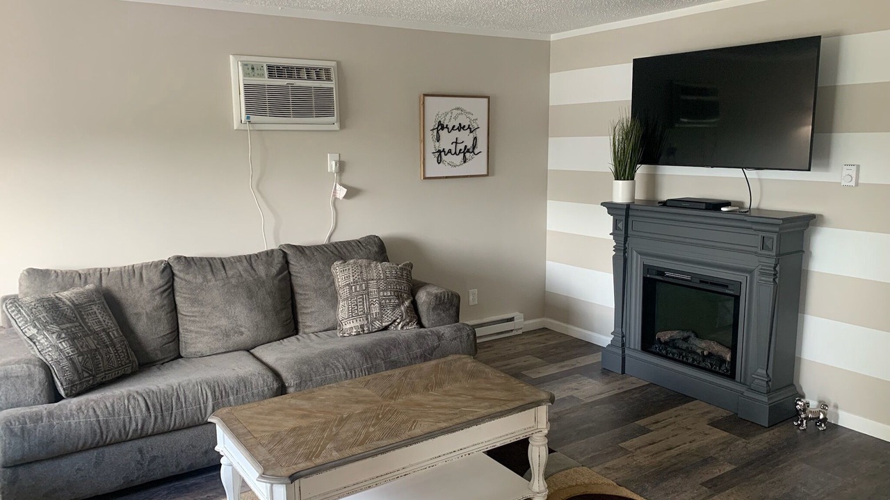 Photo of Bedroom in Holly