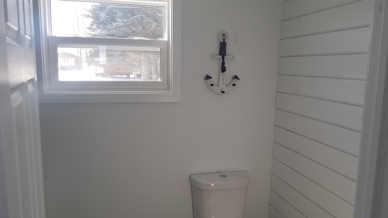 Photo of Bathroom in Edwardsburgh/Cardinal