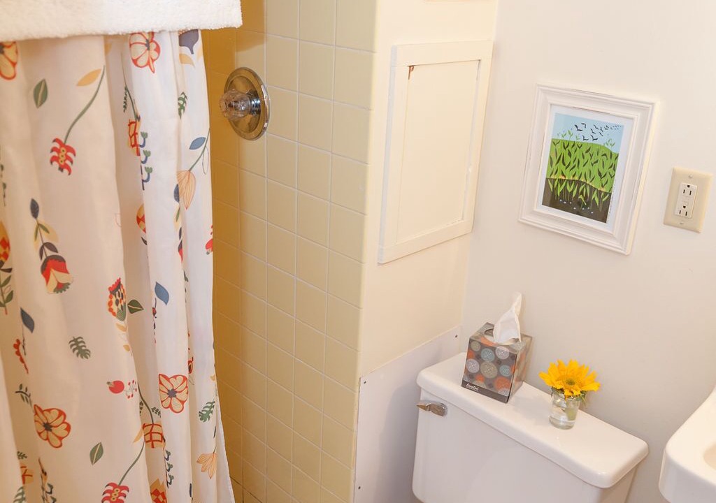 Photo of Bathroom in Pelkie