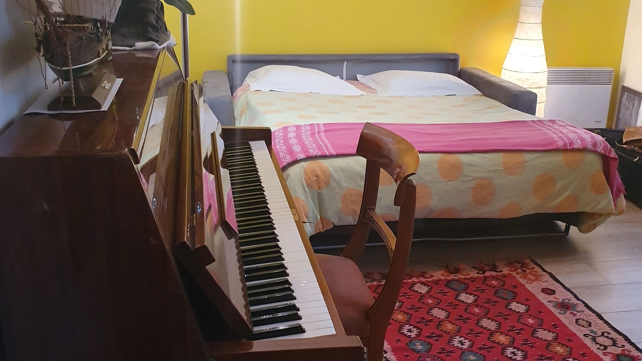 Photo of Bedroom in Combat
