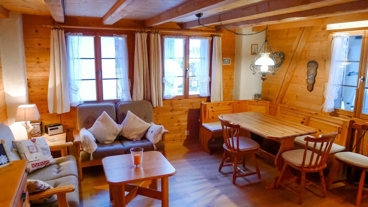 Photo of Bedroom in Tujetsch