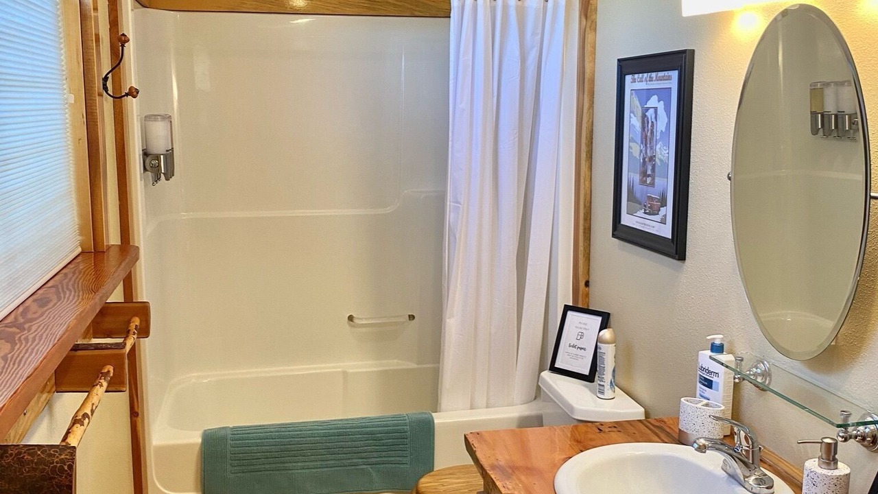 Photo of Bathroom in Babb
