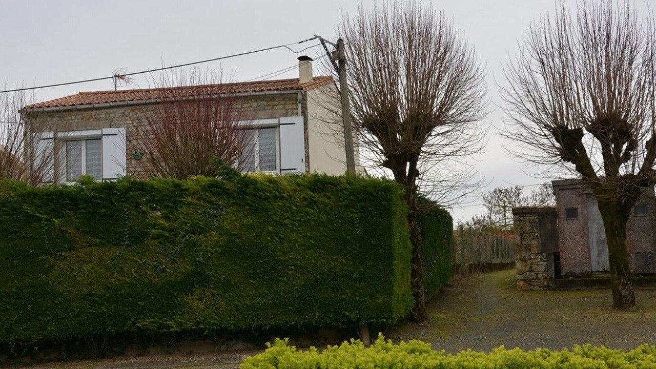 Photo of Outdoor in Thire