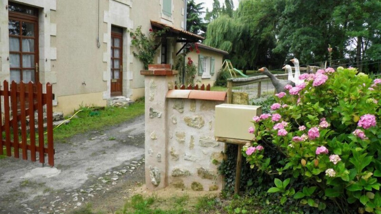 Photo of Outdoor in Foussais-Payre