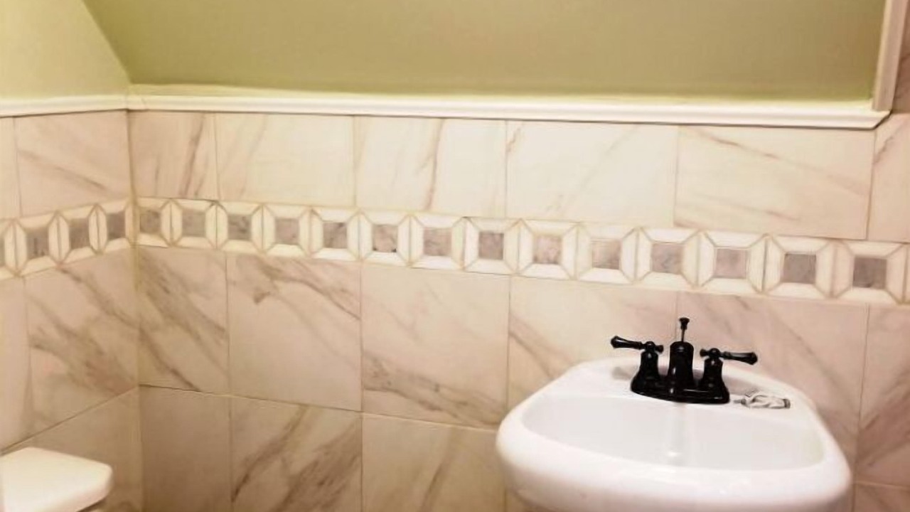 Photo of Bathroom in Greenport