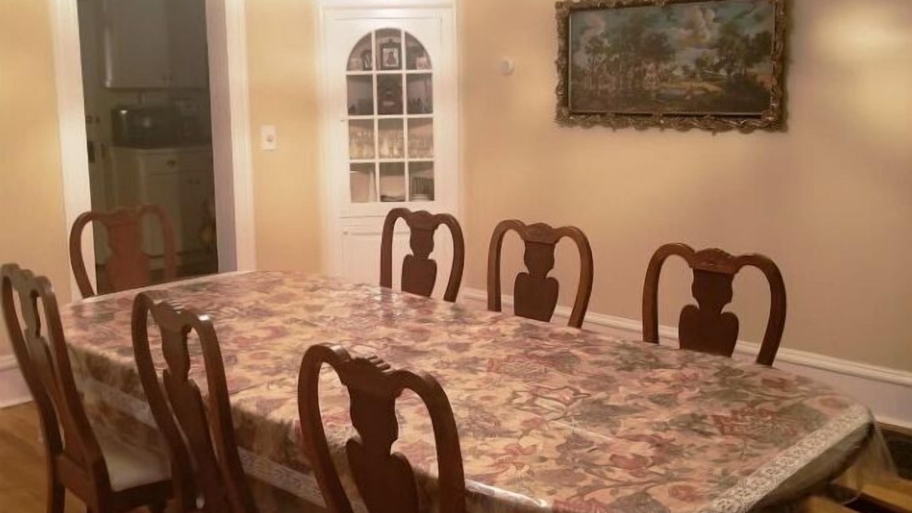 Photo of Bedroom in Greenport