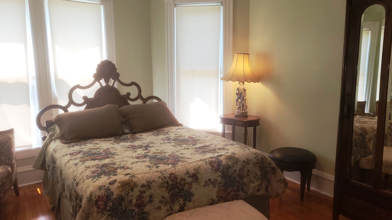Photo of Bedroom in Greenport