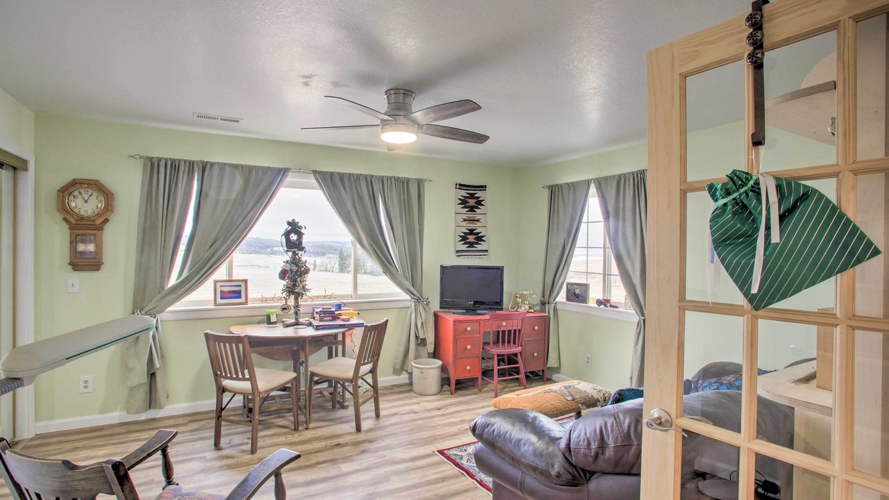 Photo of Bedroom in Ahsahka
