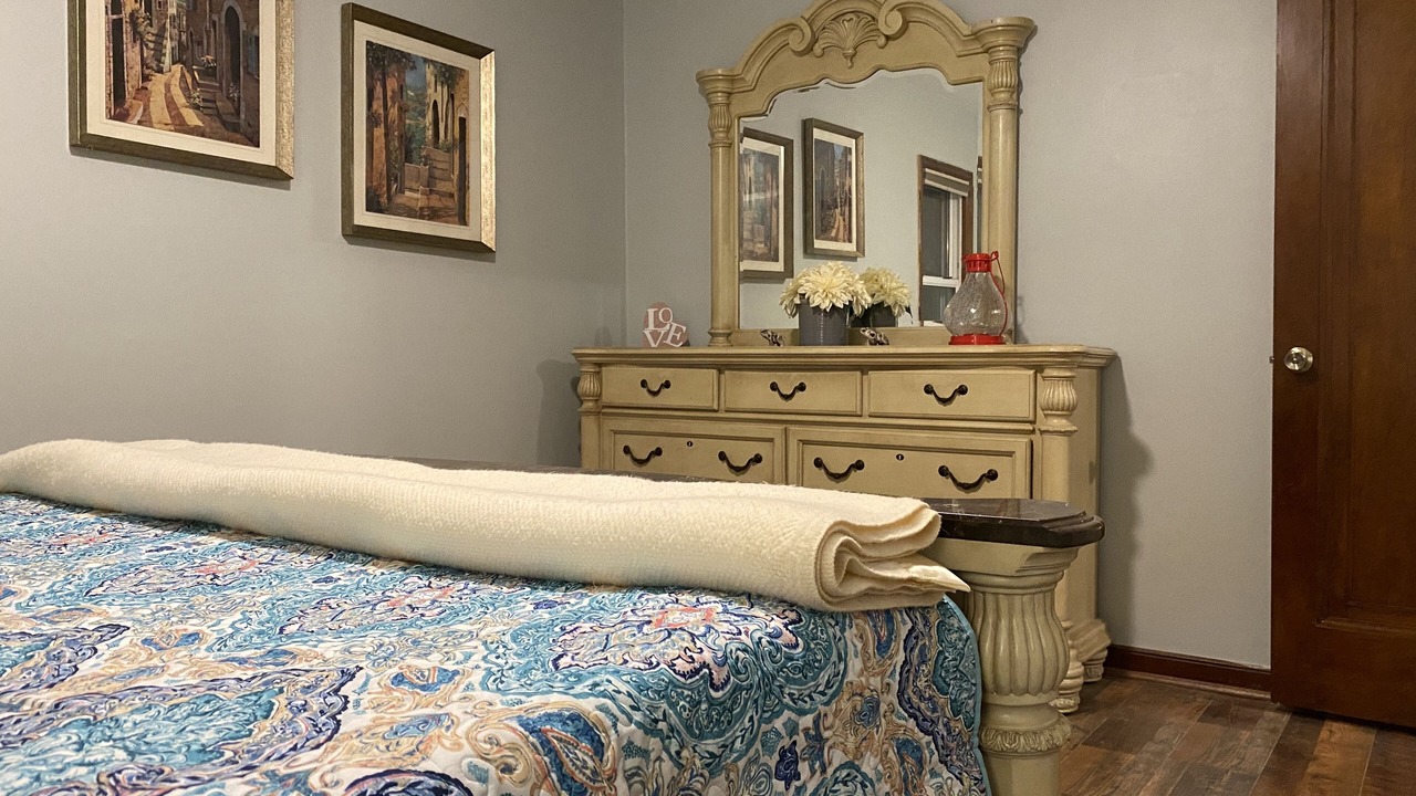 Photo of Bedroom in Manitowoc