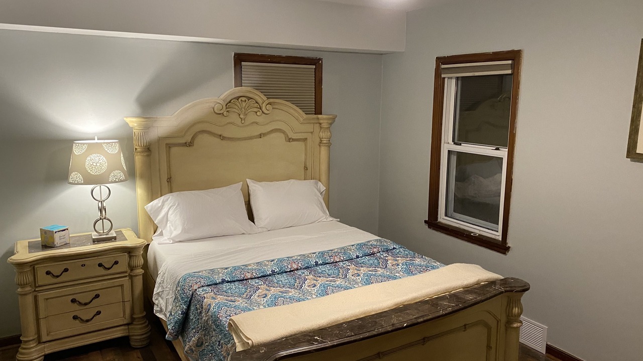 Photo of Bedroom in Manitowoc