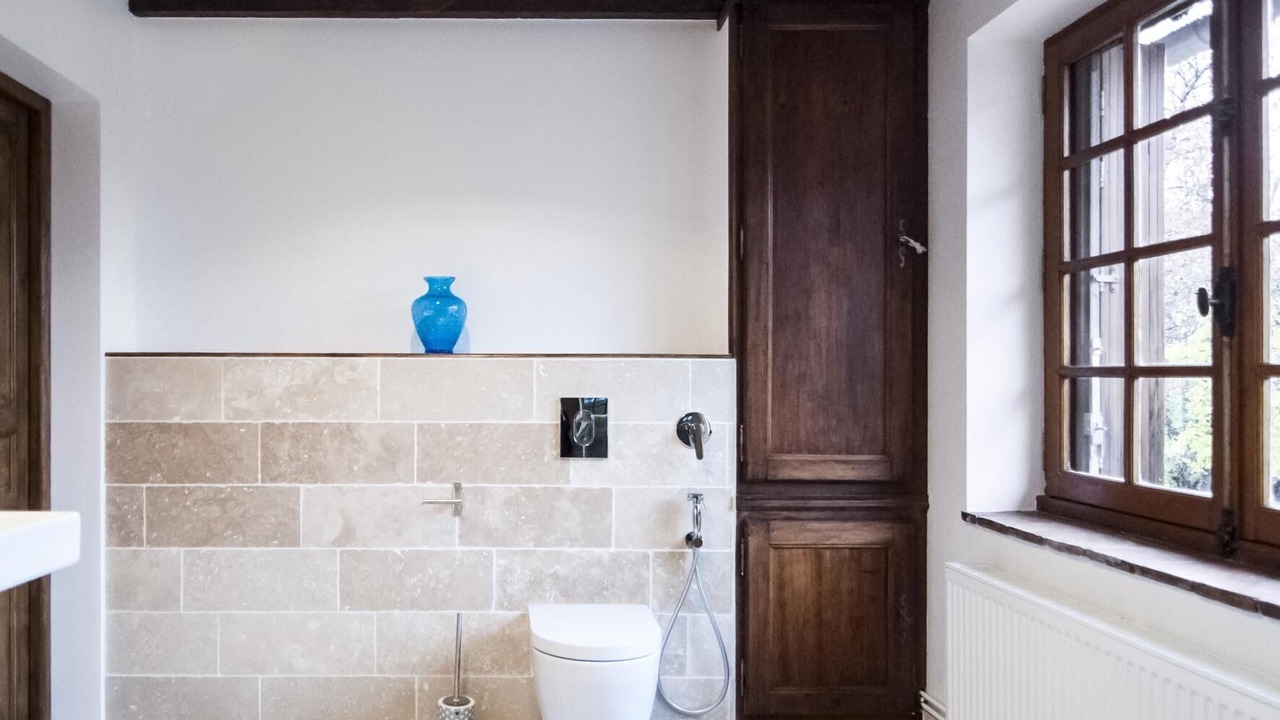 Photo of Bathroom in Eguilly