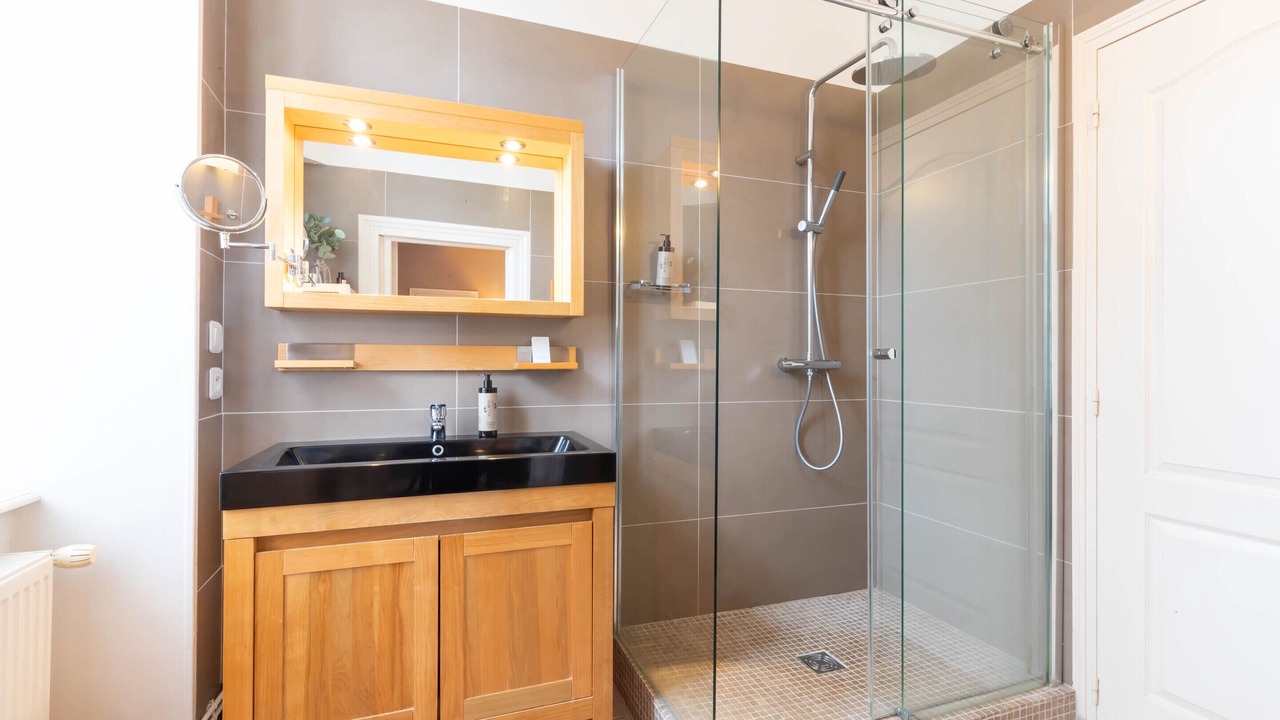 Photo of Bathroom in Demigny