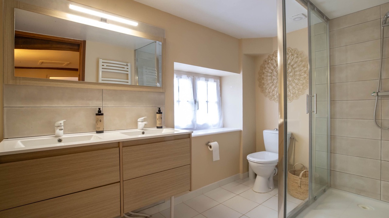 Photo of Bathroom in Demigny