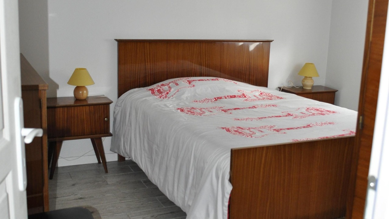 Photo of Bedroom in Ludon-Medoc