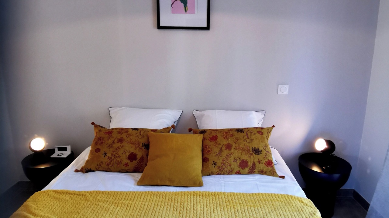 Photo of Bedroom in Verzeille