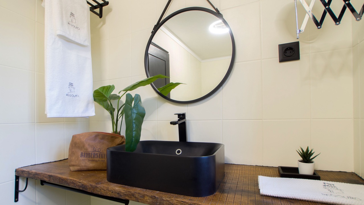 Photo of Bathroom in Oliveira do Douro