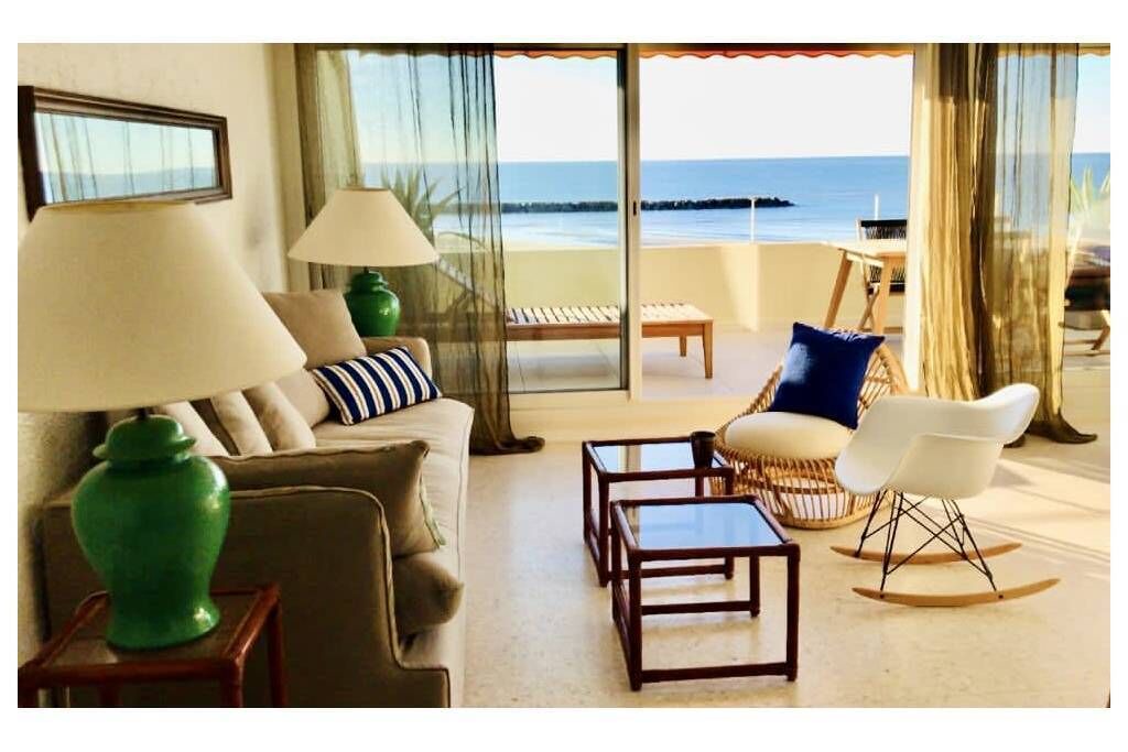 Photo of Livingroom in Carnon-Plage