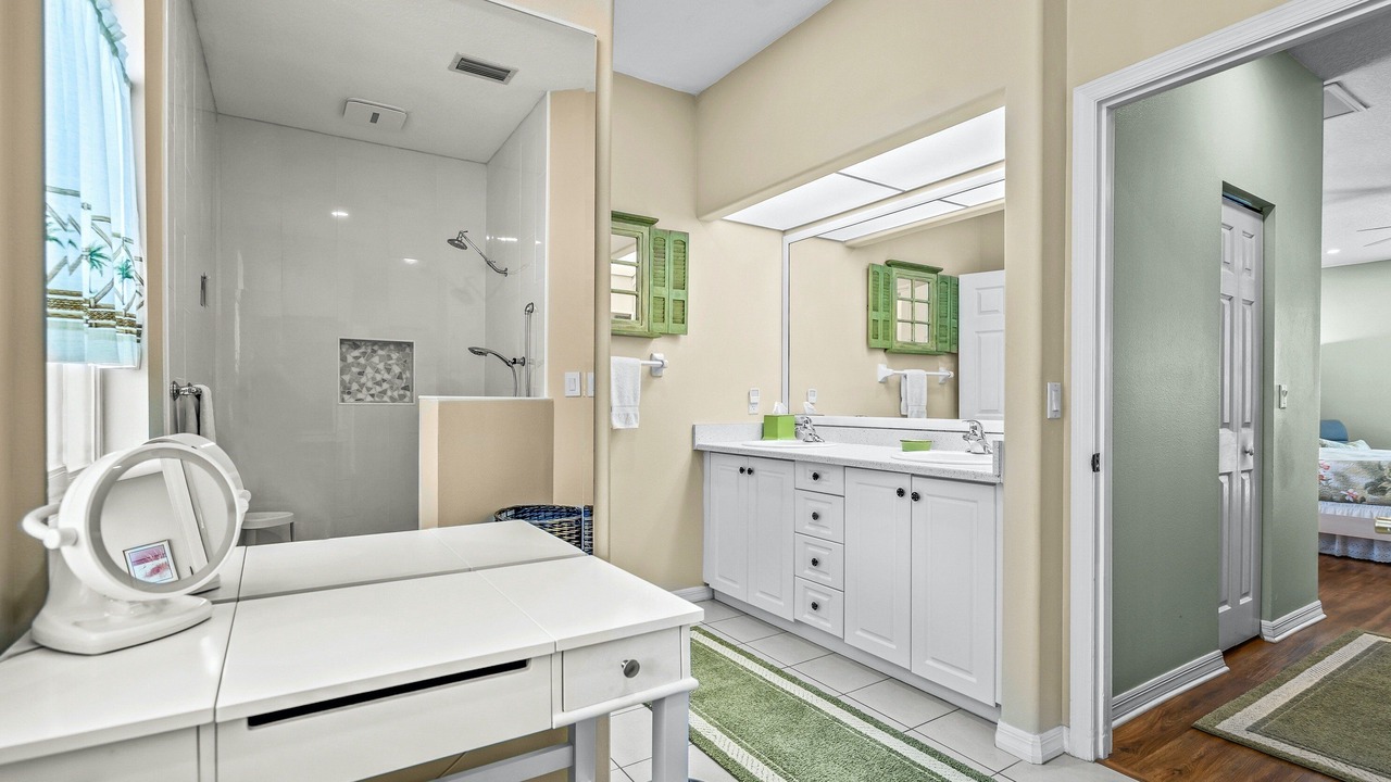 Photo of Bathroom in Trailer Estates