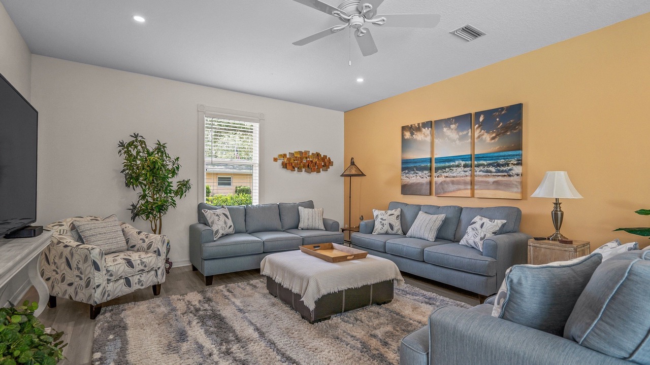 Photo of Livingroom in Trailer Estates