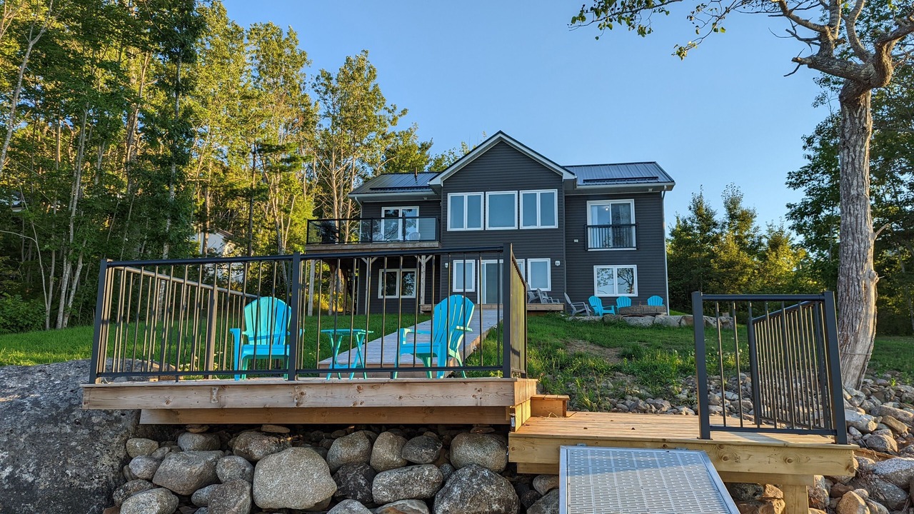 Photo of Patio Balcony in Lunenburg County