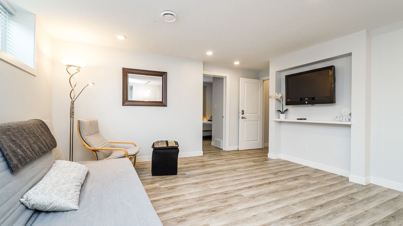 Photo of Livingroom in Northeast Edmonton