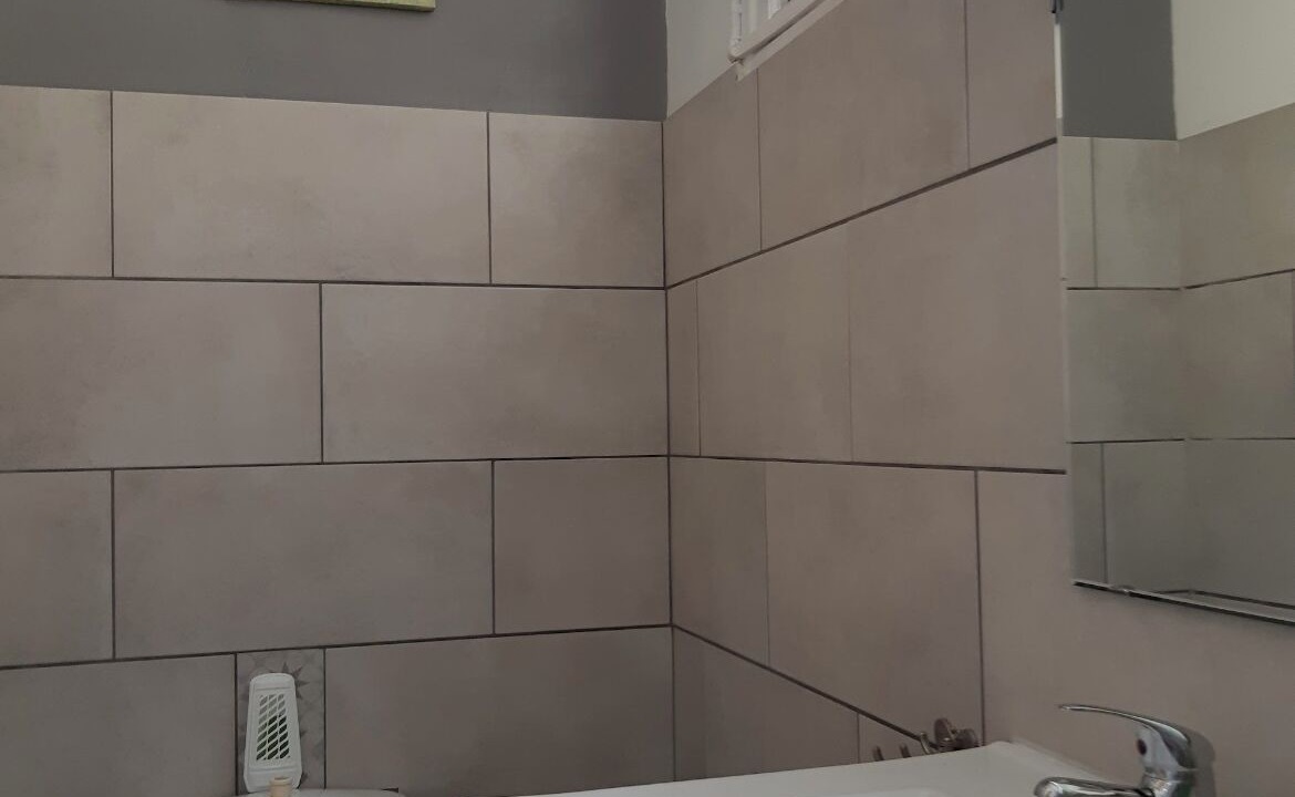Photo of Bathroom in Quillan