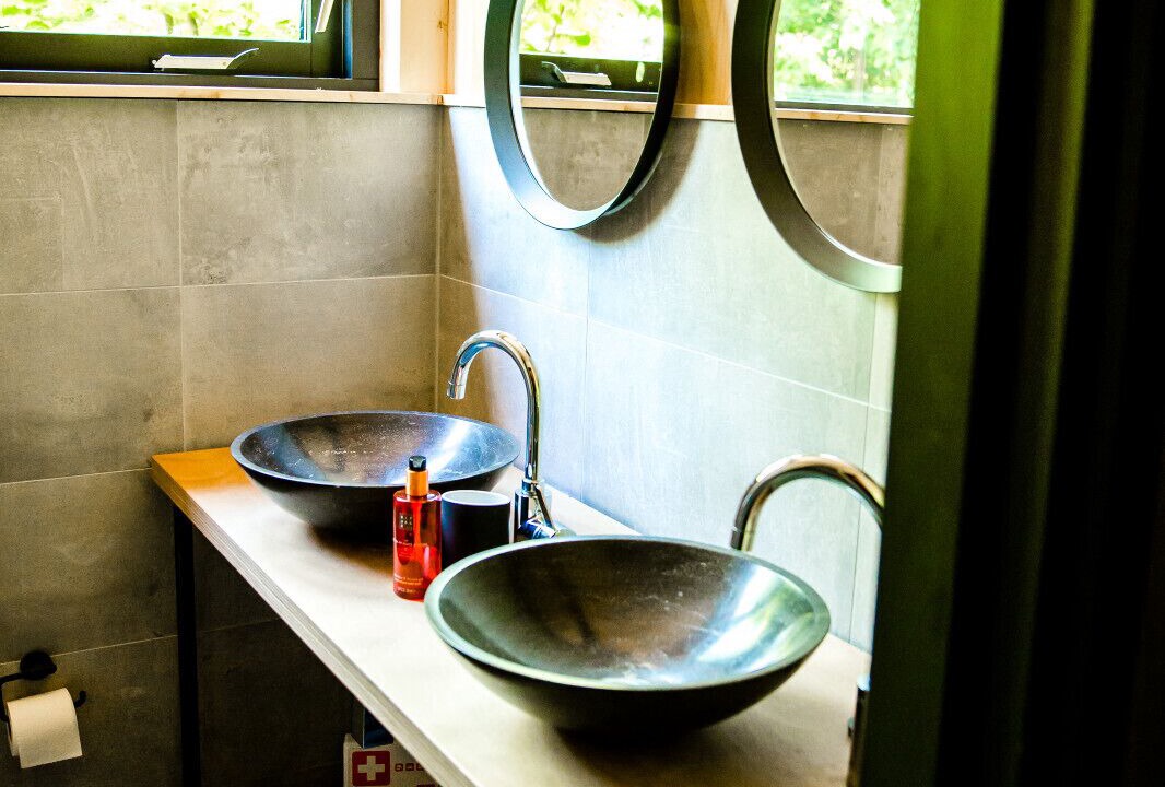 Photo of Bathroom in Grou